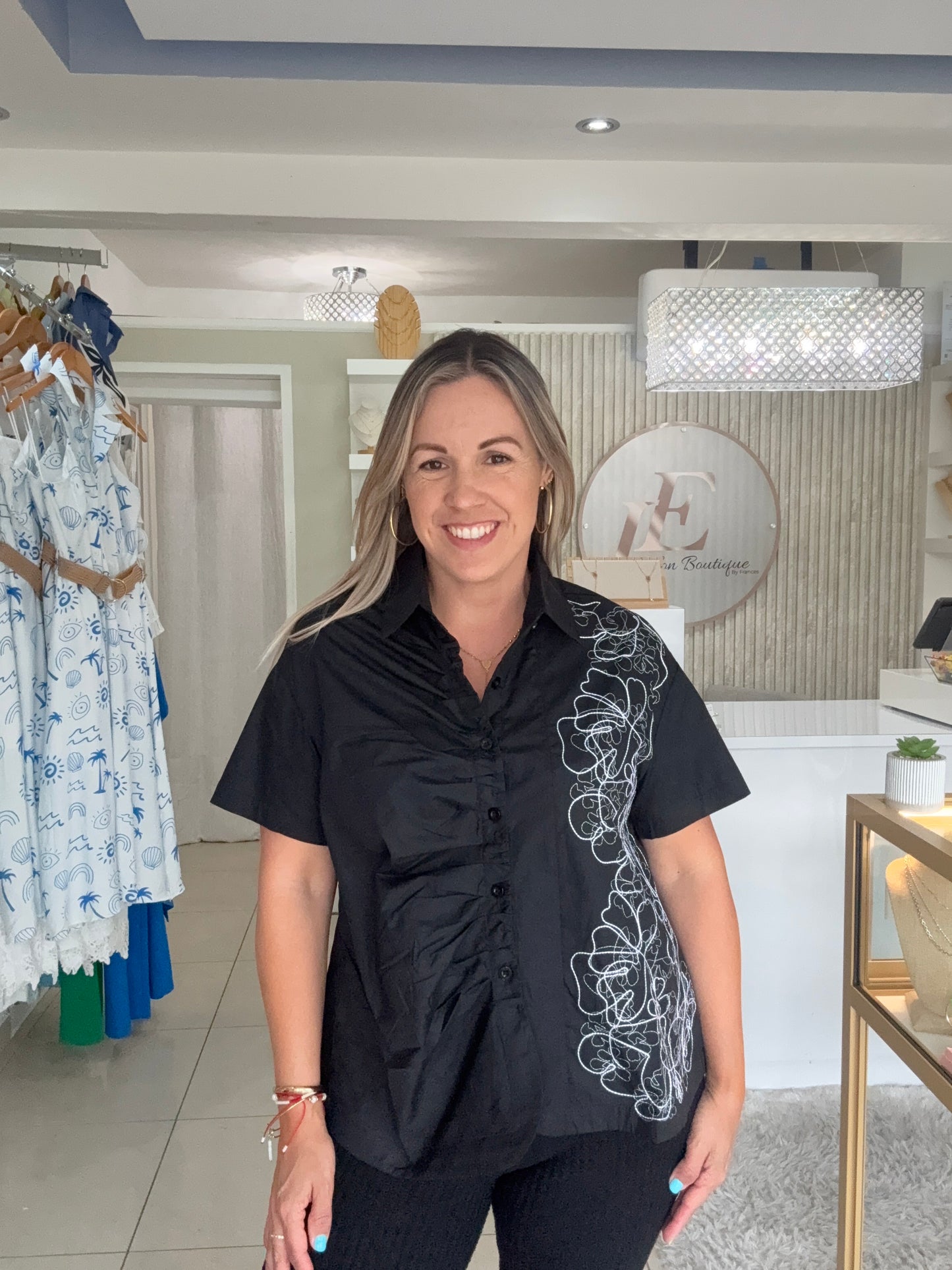Top Nancy Black