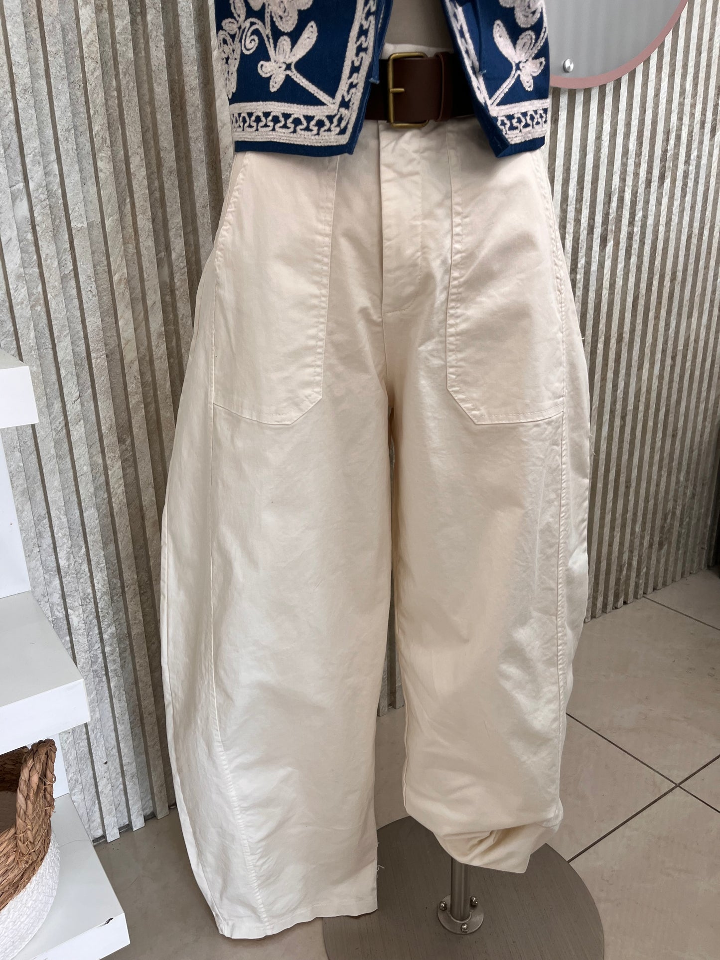 Barrel Jeans