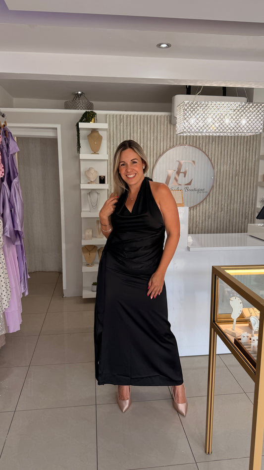 Traje negro elegante