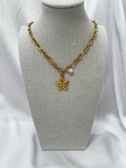 Nerea Necklace