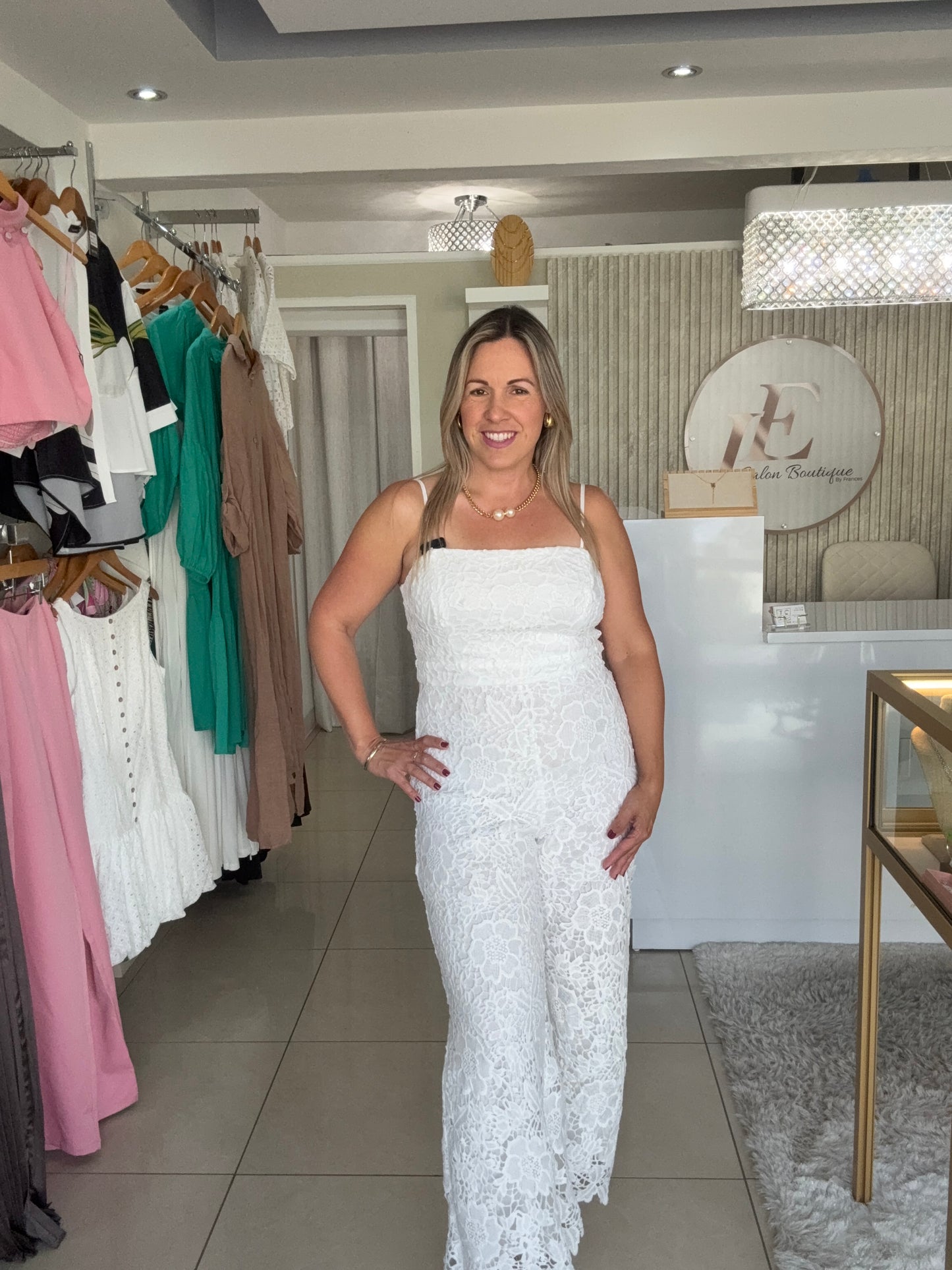 Elegant white Jumpsuit