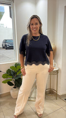 Navy gracia top