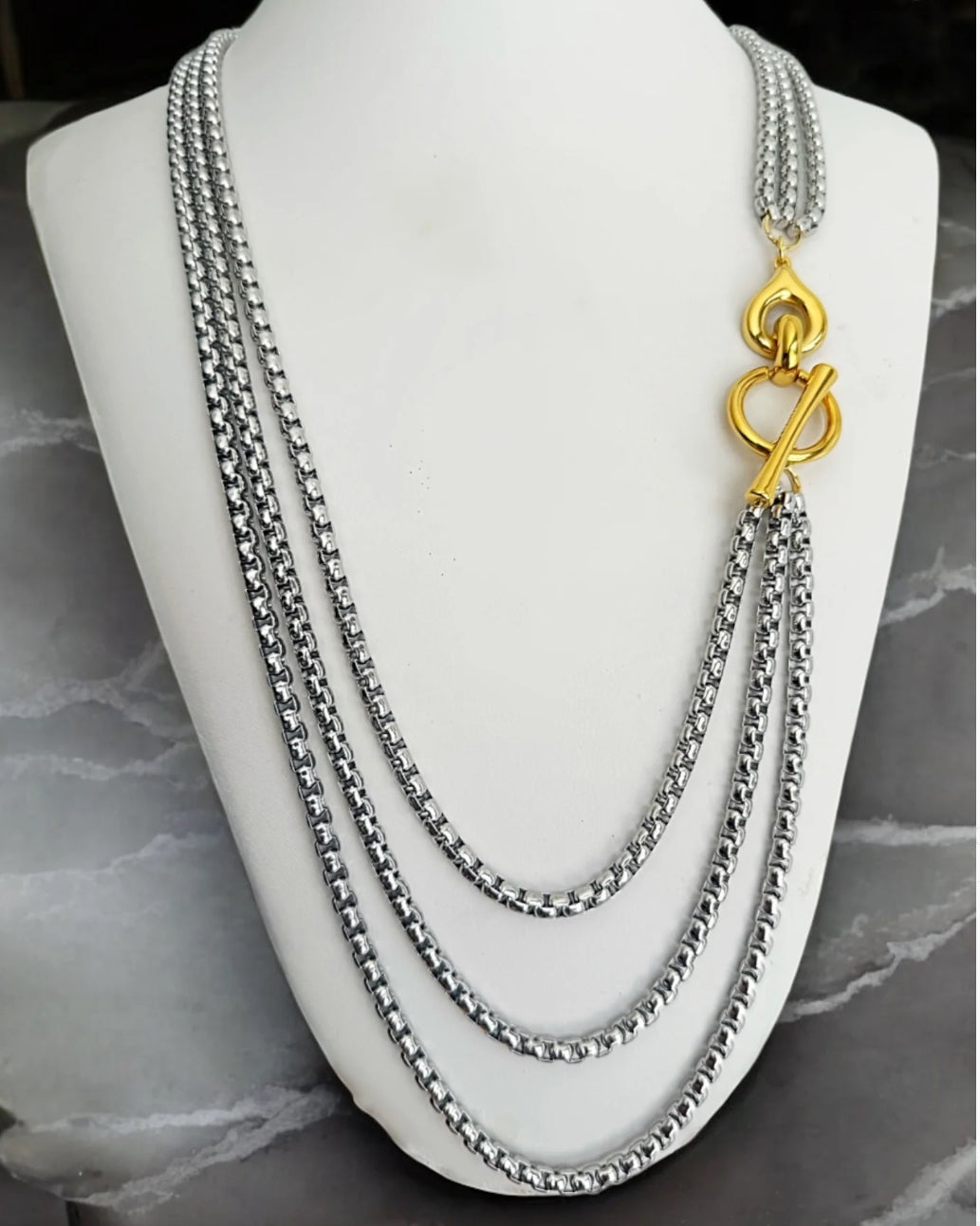 VERONA LONG LAYERS NECKLACE