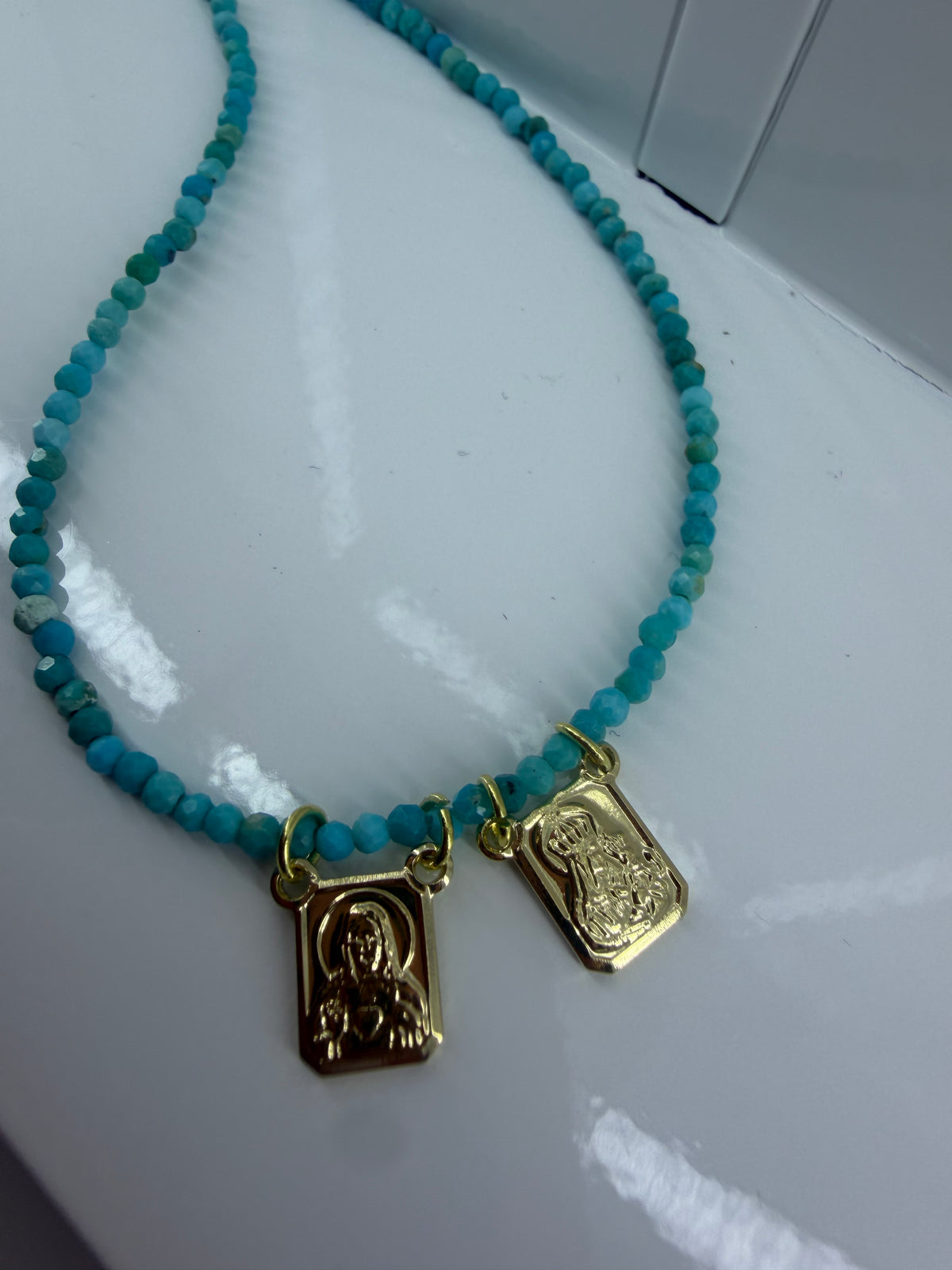 Collar perlas azules